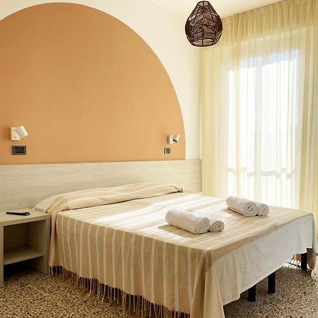 Hotel Reale Rimini Buitenkant foto