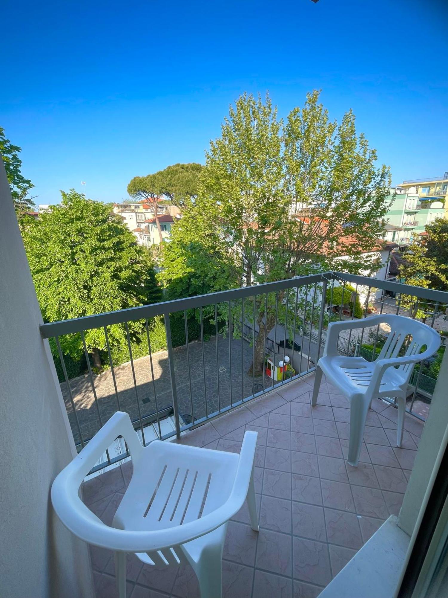 Hotel Reale Rimini Buitenkant foto