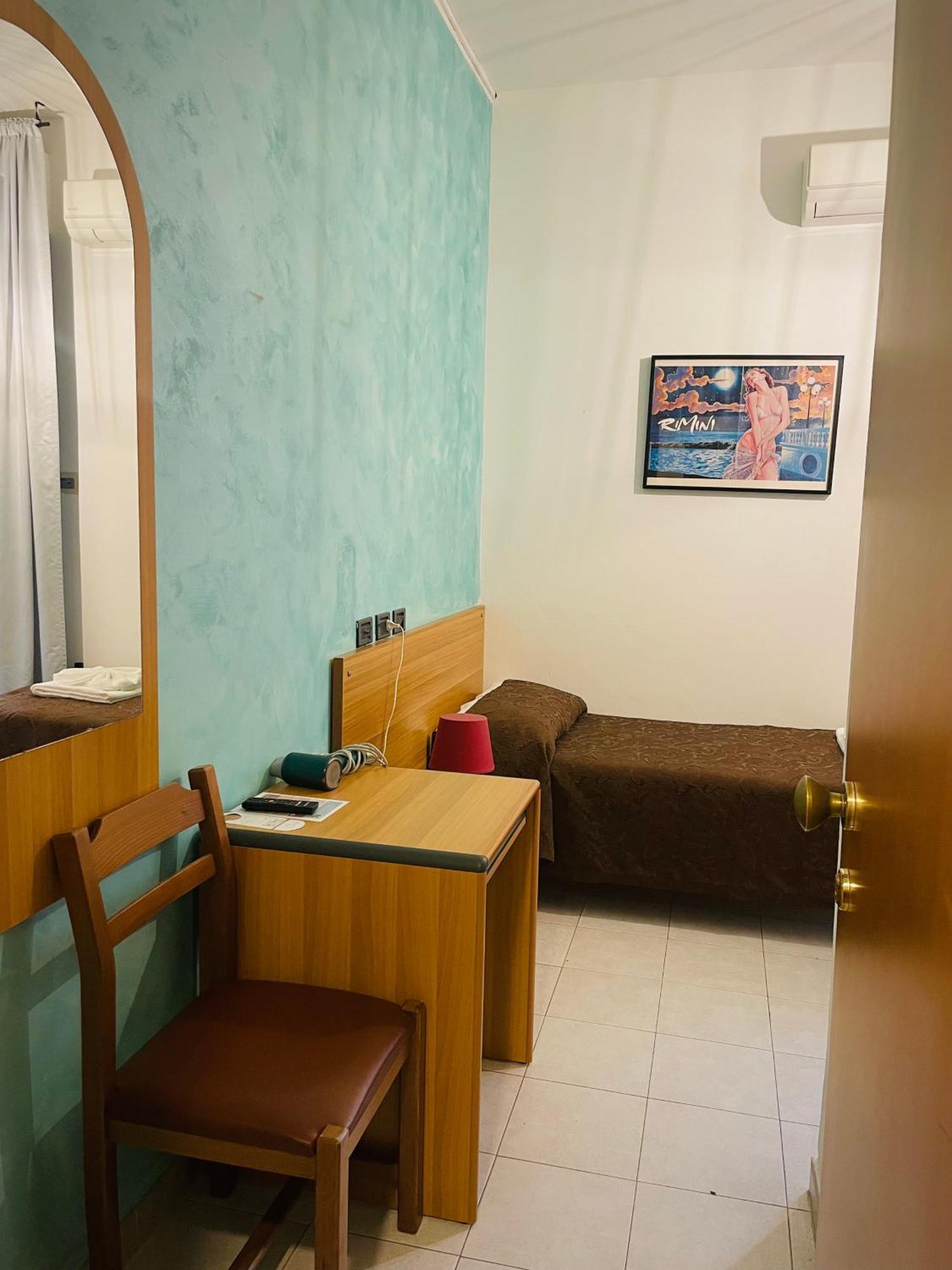 Hotel Reale Rimini Buitenkant foto